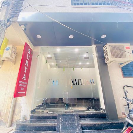 Bed and Breakfast Surya International Neu-Delhi Exterior foto