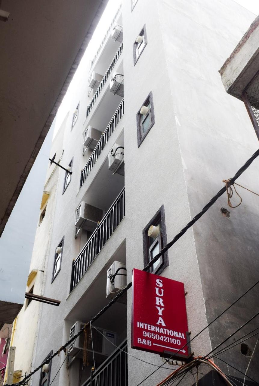 Bed and Breakfast Surya International Neu-Delhi Exterior foto